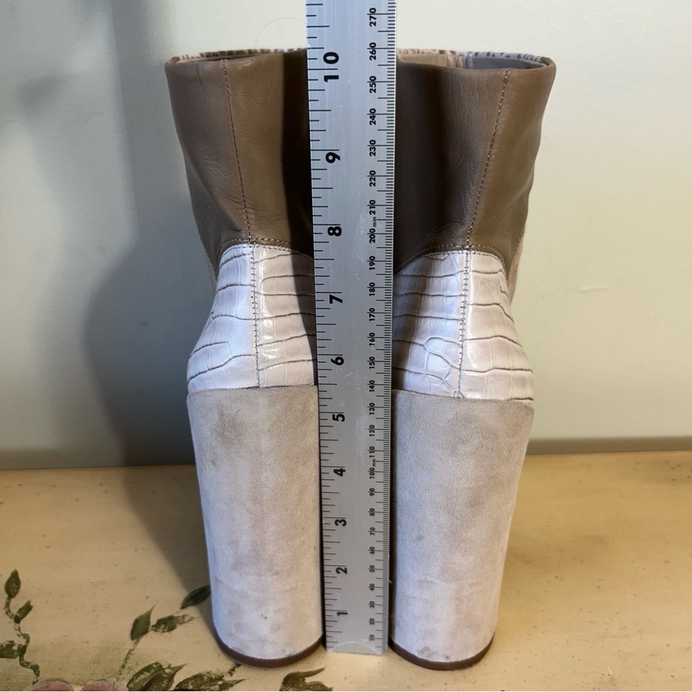 Vince Camuto Gilisama Boho Patchwork Tan White Suede Leather Platform Boots - Picture 10 of 17